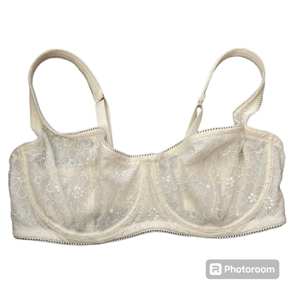 aerie Other - Aerie Lace Lightly Lined White Balconette Bra- Size 38DD